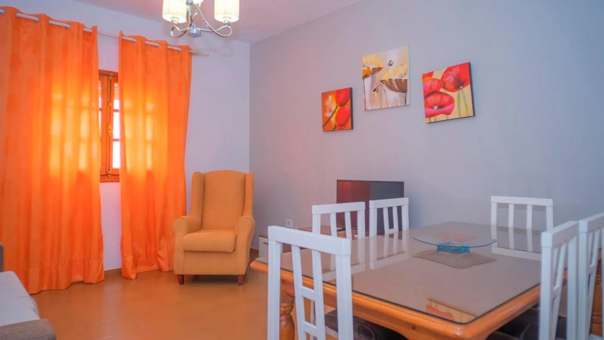 Apartamento Con Balcones,Garaje, Aire Solo Familias Y Parejas Conil De La Frontera