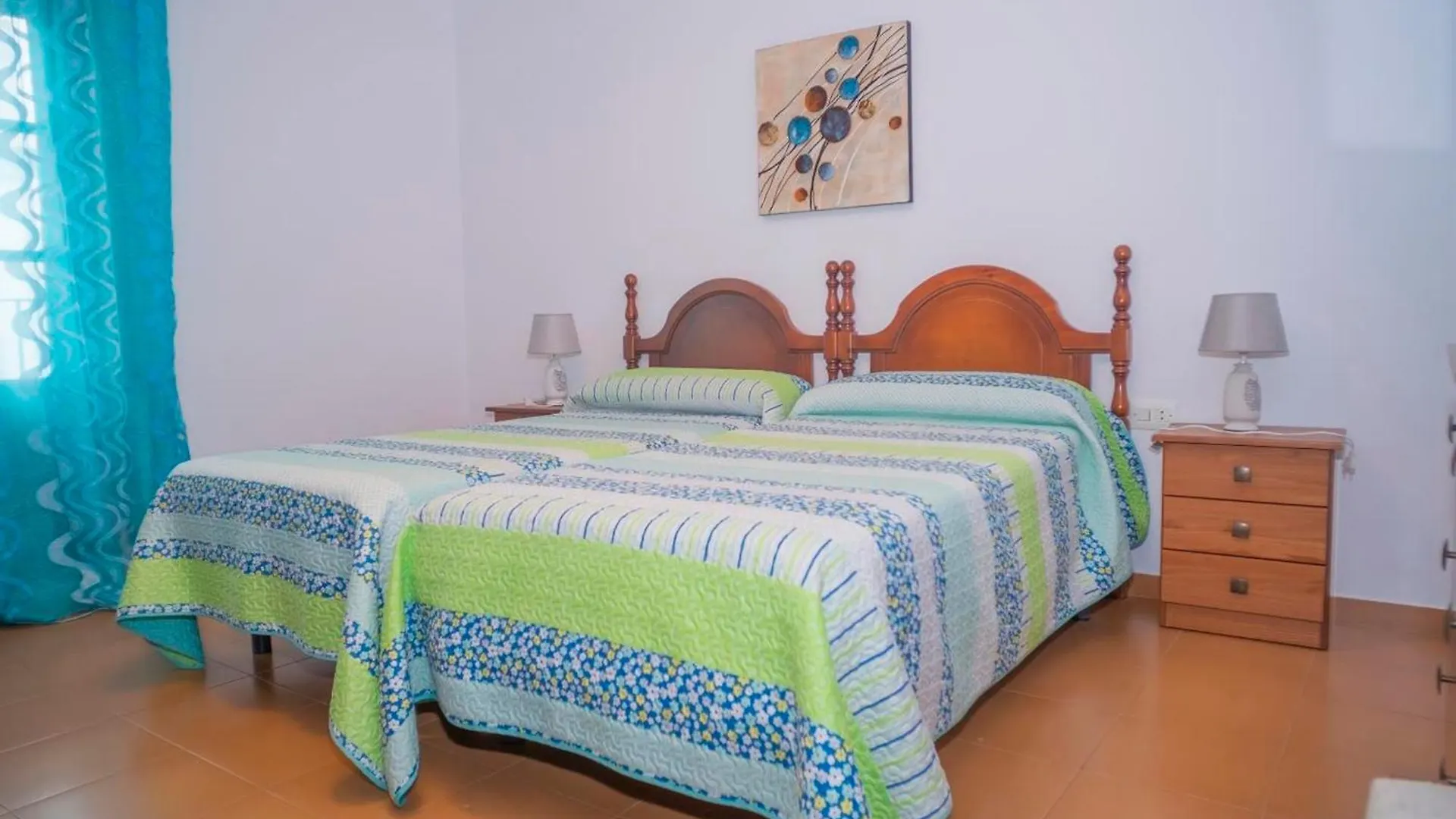 Apartamento Con Balcones,Garaje, Aire Solo Familias Y Parejas Conil De La Frontera 0*,