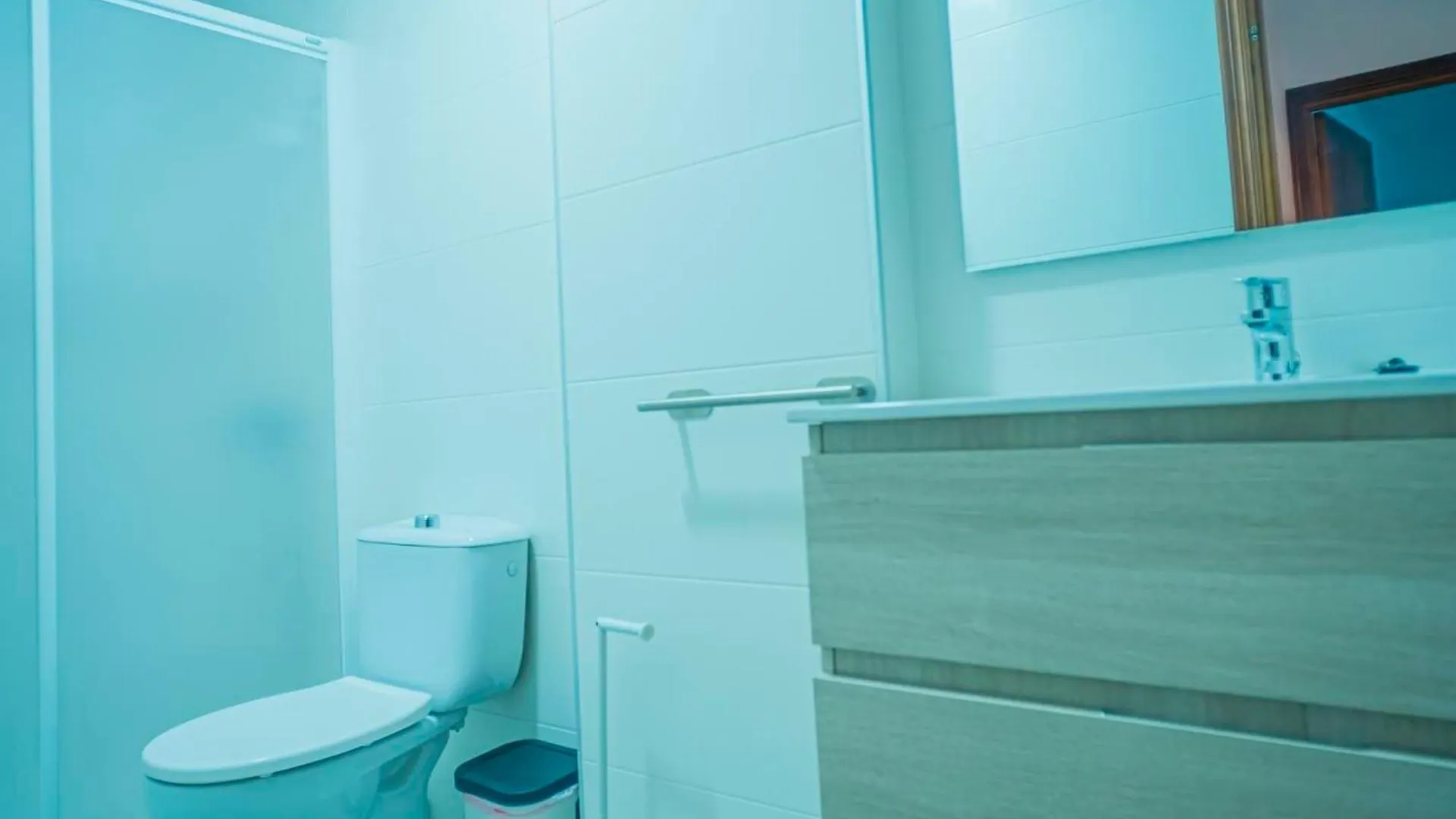 شقة Apartamento Con Balcones,Garaje, Aire Solo Familias Y Parejas كونيل ذي لا فرونتيرا
